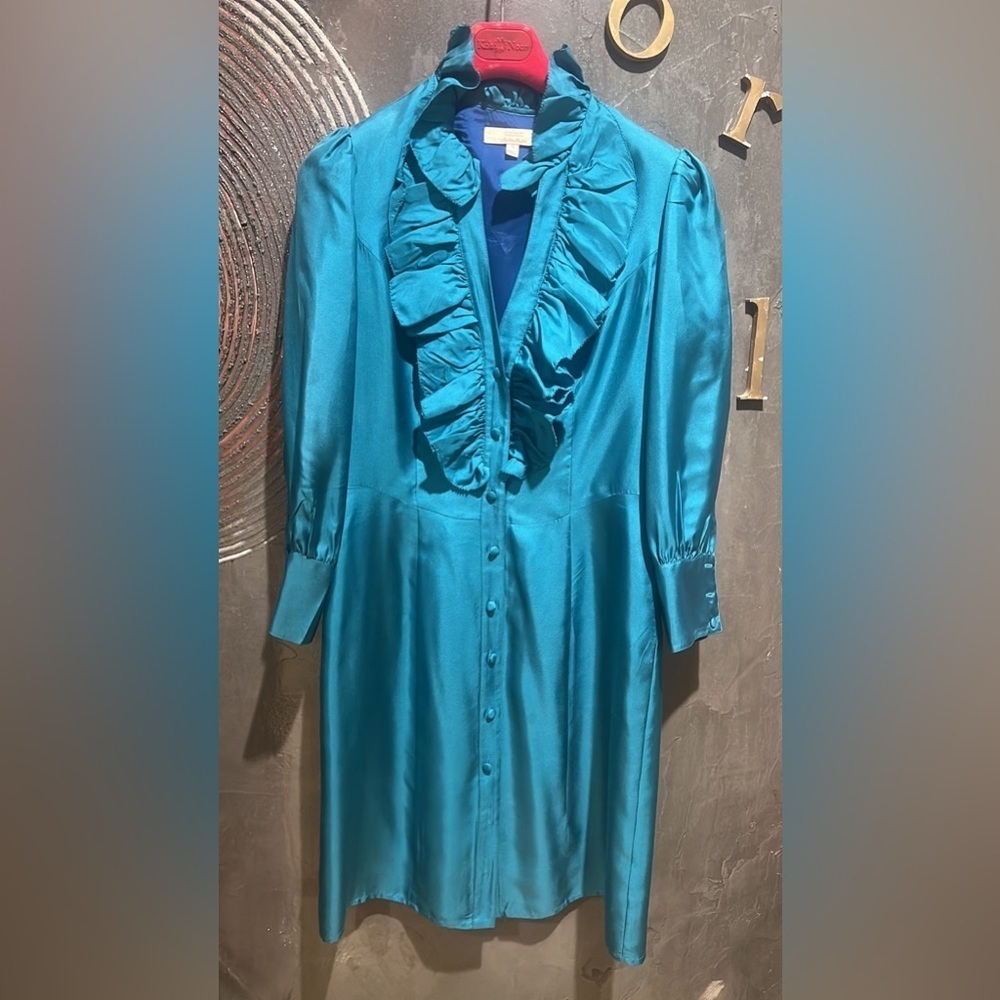 NWOT silk Aidan Mattox Teal Long Sleeve Ruffled Dress